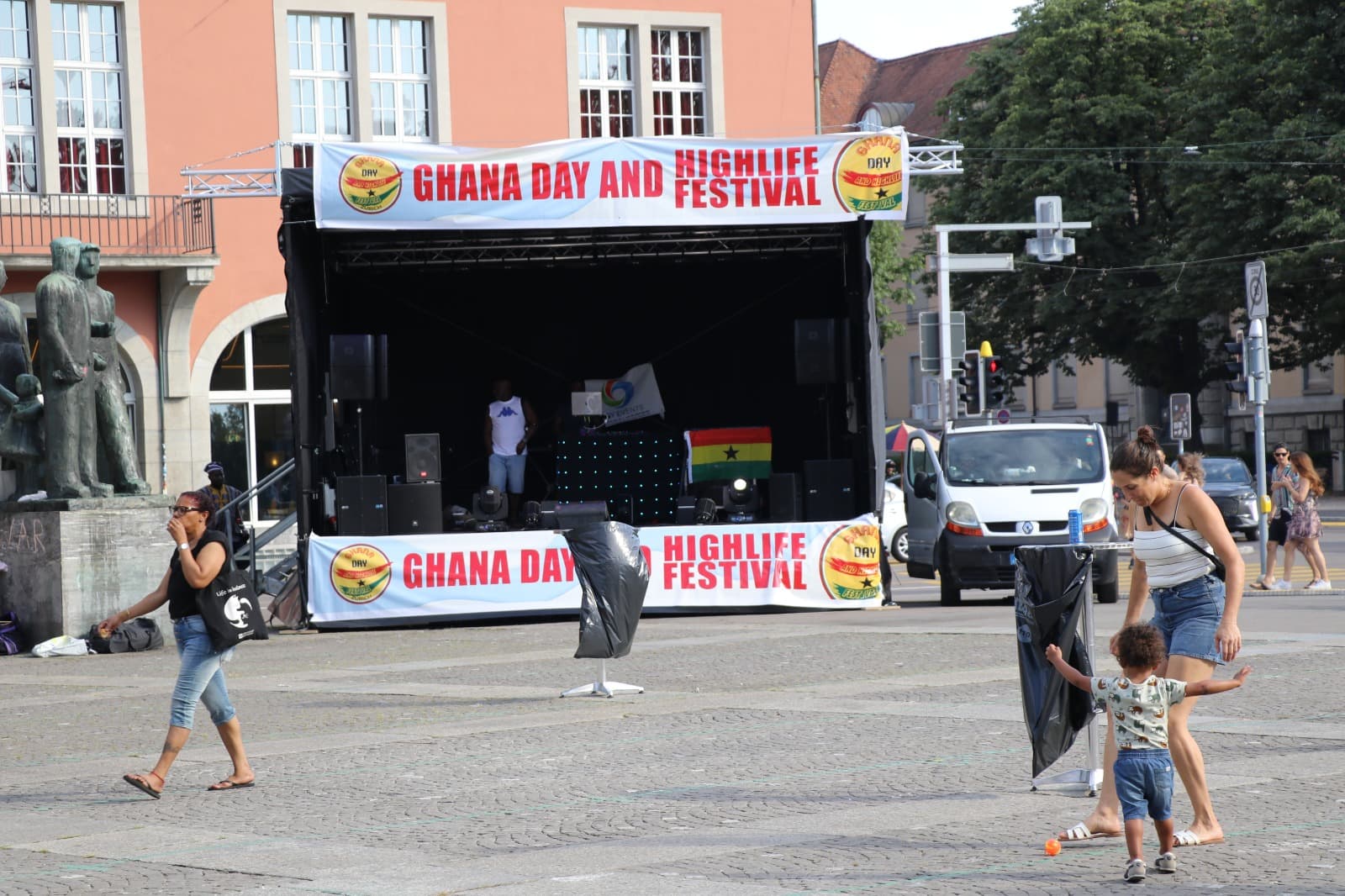 Festival Moment